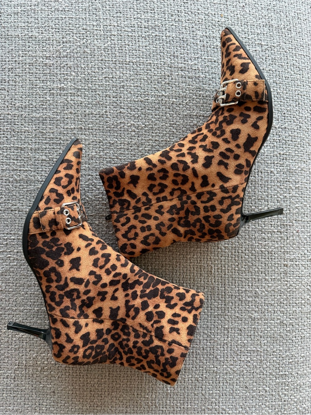 Madden Girl Richie Leopard Pointed Toe Kitten Heel Booties 9 BNIB - Picture 16 of 16